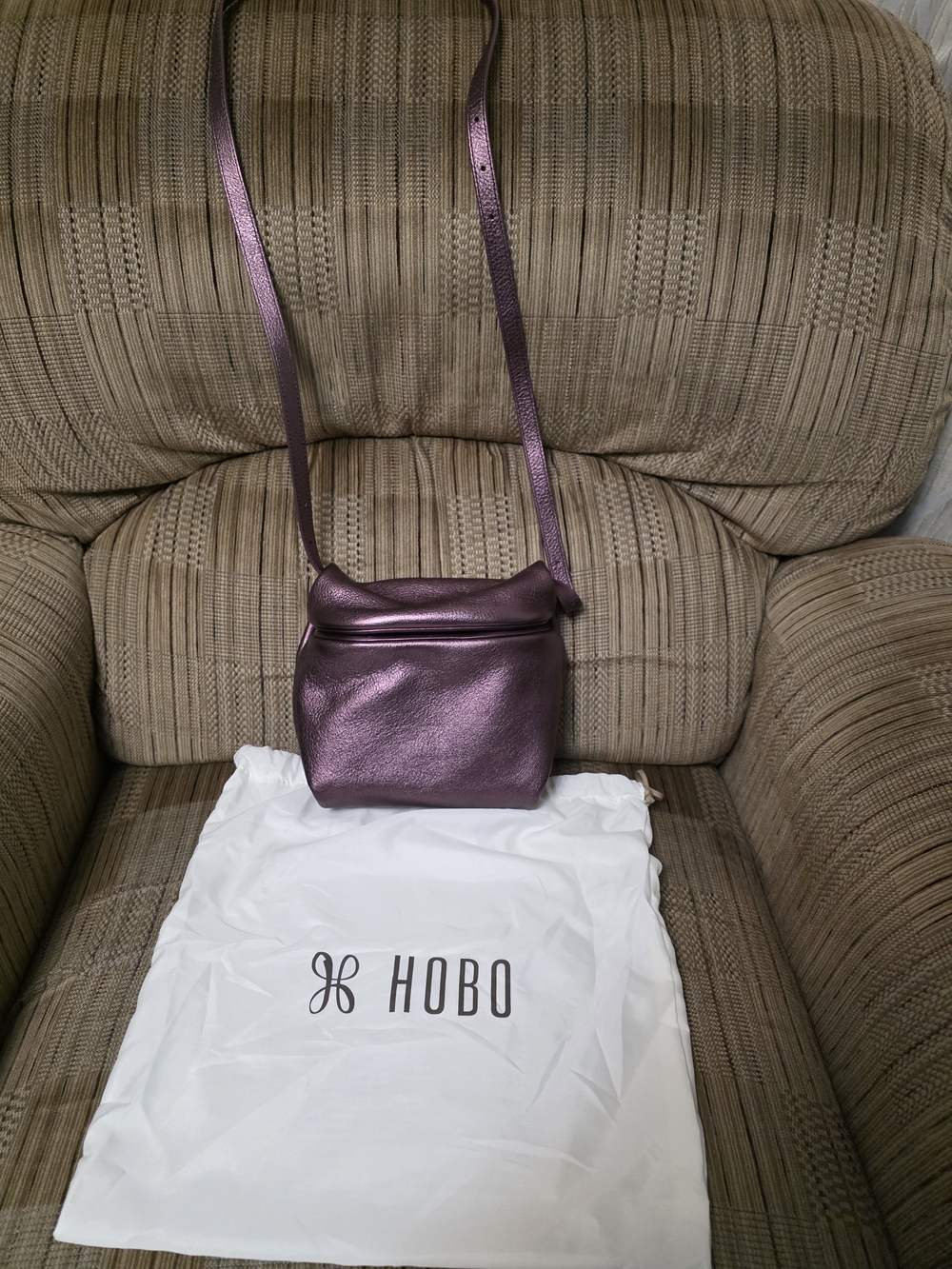 HOBO Metallic Plum Crossbody Hobo Bag With Dust Bag (NWOT)